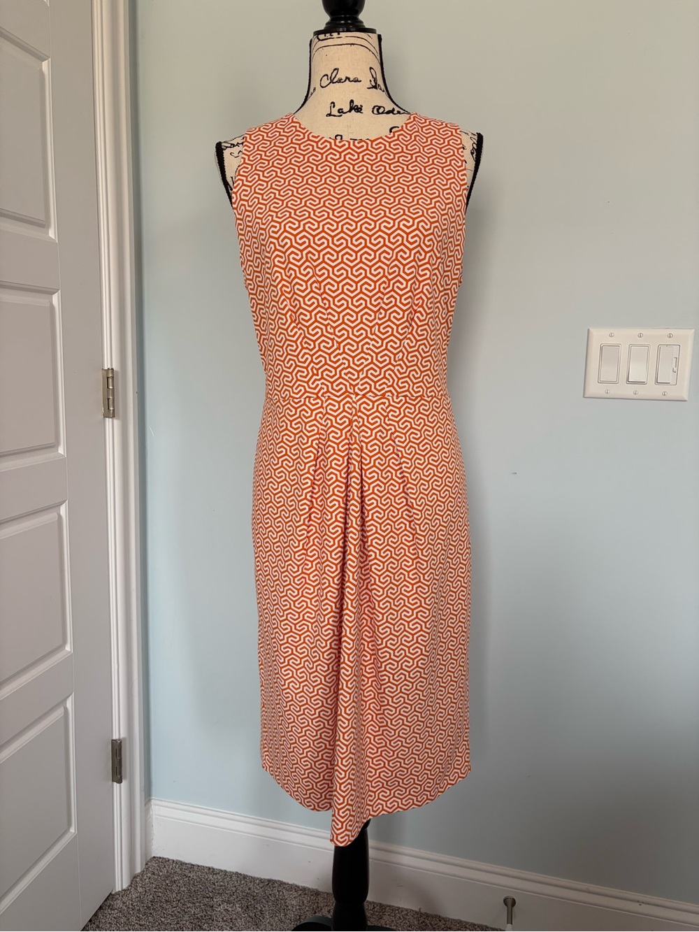J. McLaughlin Sleeveless Orange and White Honeycomb Mia Patterned Sheath Dress